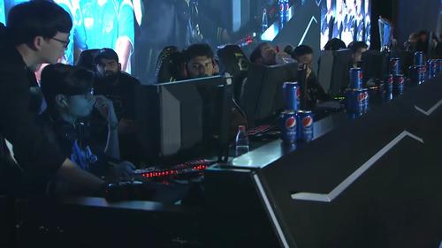 他一样的默 他一样的默