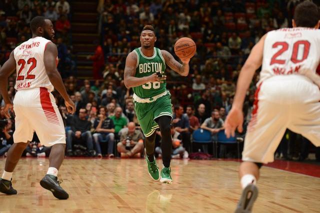 观众席也因 观众席也因